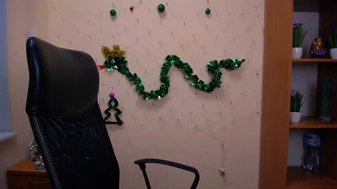 Nica online show from 12.18.24