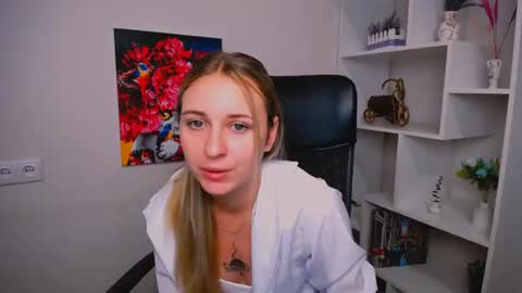 Snapshot of _nicole_new chatting on 06.21.26 Nica online show from 06.21.26