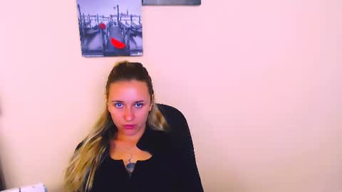 Snapshot of _nicole_new chatting on 07.29.26 Nica online show from 07.29.26