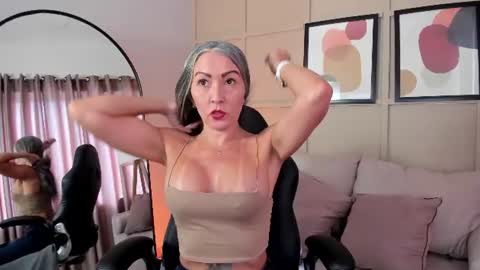 Snapshot of _nicoletteshea_ chatting on 06.14.26 _nicoletteshea_ online show from 06.14.26