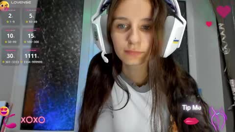 Nika online show from 10.19.25