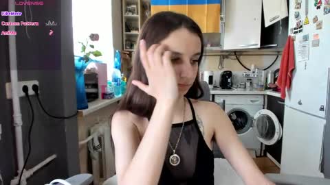 Snapshot of _nika_kik chatting on 05.07.26 Nika online show from 05.07.26