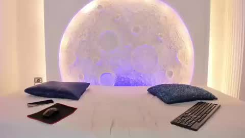 Snapshot of _noah19 chatting on 09.10.25 Noah online show from 09.10.25