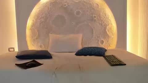 Snapshot of _noah19 chatting on 09.17.25 Noah online show from 09.17.25