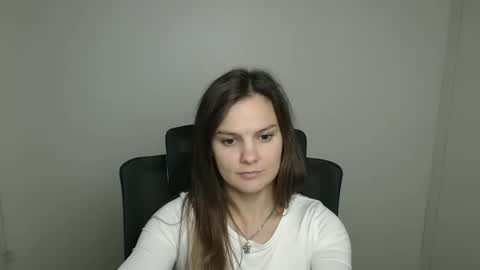 Snapshot of _olivia_moon chatting on 09.19.25 Olivia online show from 09.19.25