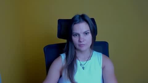 Snapshot of _olivia_moon chatting on 09.26.25 Olivia online show from 09.26.25