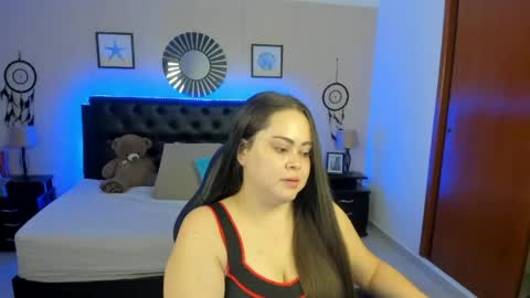 Snapshot of _oliviajoness chatting on 04.25.26 Olivia jones online show from 04.25.26