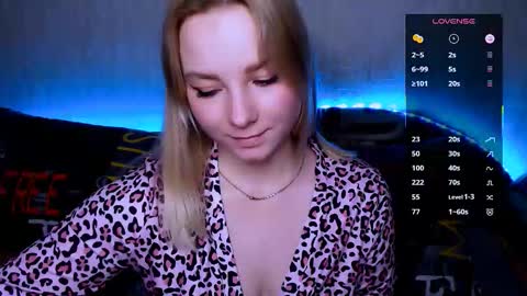 Snapshot of _pando4ka_ chatting on 02.25.26 pando4ka online show from 02.25.26