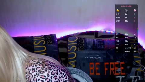 Snapshot of _pando4ka_ chatting on 04.16.26 pando4ka online show from 04.16.26
