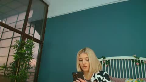 Alisa online show from 11.03.25