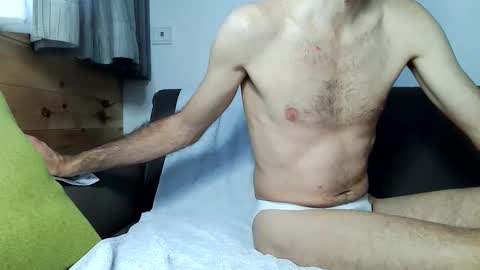 Snapshot of _pepperguy chatting on 01.01.25 Will online show from 01.01.25