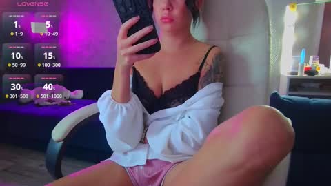 Ilona online show from 10.07.25