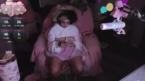 Snapshot of _porcelaindoll_ chatting on 06.19.26 SayaSleepingBeautyBabyGirl online show from 06.19.26