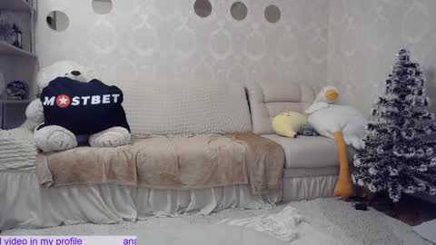 _pretty_fox_ online show from 12.09.24