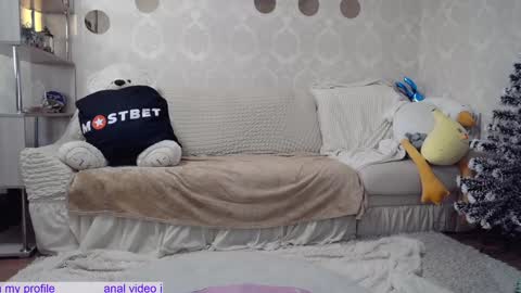 _pretty_fox_ online show from 12.24.24