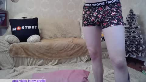 _pretty_fox_ online show from 01.04.25