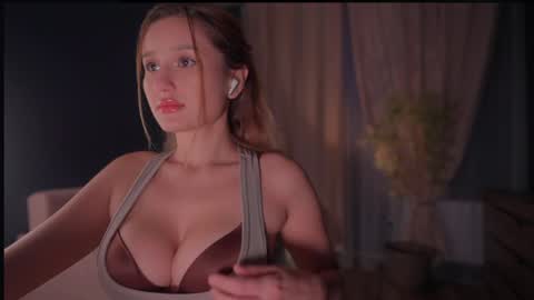 Eva online show from 11.18.25