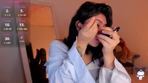 Stefany online show from 10.31.25