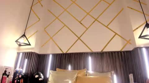 rebecca online show from 11.06.25