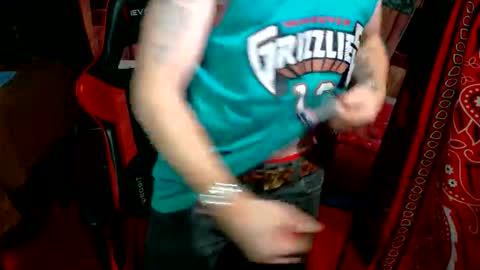 Snapshot of _redxxx chatting on 05.18.26 REDxxx online show from 05.18.26