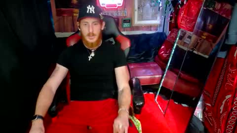 Snapshot of _redxxx chatting on 06.09.26 REDxxx online show from 06.09.26