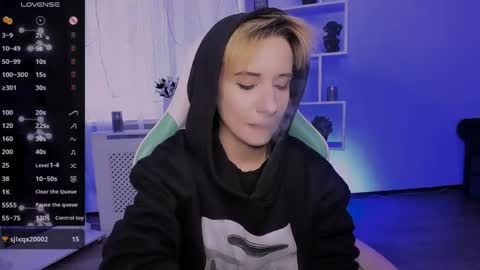 Snapshot of _rein_ramm chatting on 04.21.26 Rein online show from 04.21.26