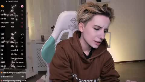 Snapshot of _rein_ramm chatting on 04.29.26 Rein online show from 04.29.26