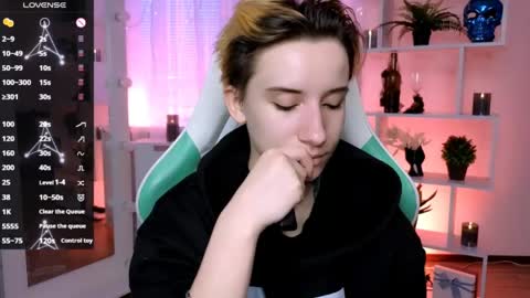Snapshot of _rein_ramm chatting on 05.20.26 Rein online show from 05.20.26