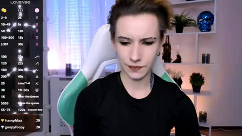 Snapshot of _rein_ramm chatting on 05.21.26 Rein online show from 05.21.26