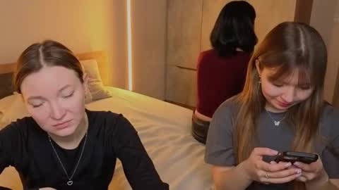 LISSAPVT IS OPEN online show from 02.26.26