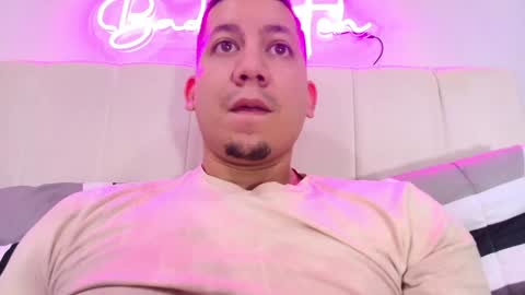 Roberto online show from 12.27.24