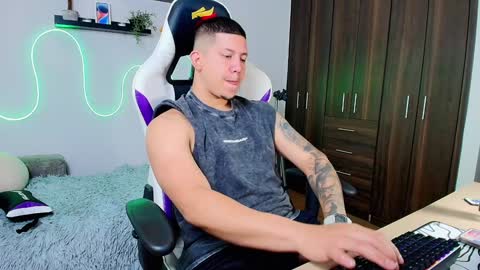 Roberto online show from 01.25.25