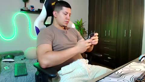 Roberto online show from 02.14.25