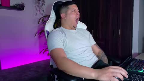 Roberto online show from 10.05.25