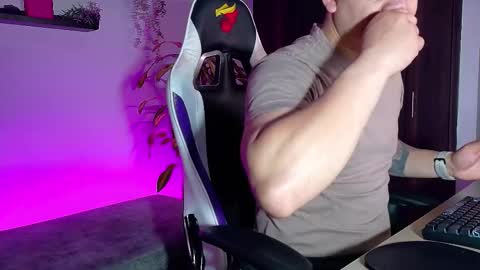 Roberto online show from 10.27.25