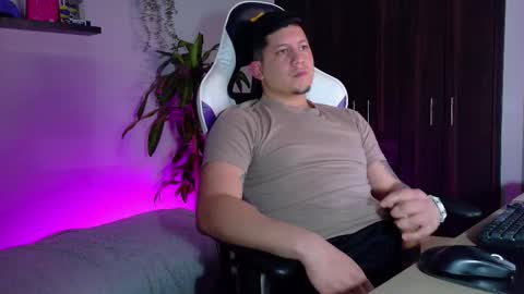 Snapshot of _robertobaggio chatting on 01.16.26 Roberto online show from 01.16.26