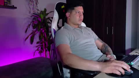 Snapshot of _robertobaggio chatting on 02.02.26 Roberto online show from 02.02.26