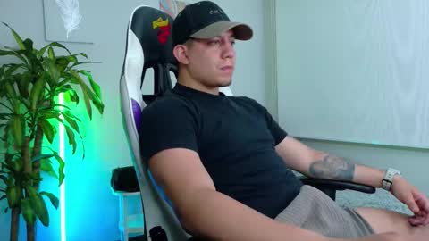 Snapshot of _robertobaggio chatting on 02.05.26 Roberto online show from 02.05.26