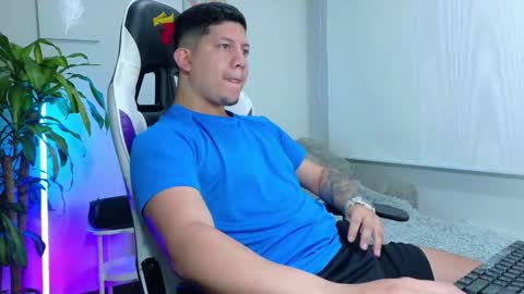 Snapshot of _robertobaggio chatting on 02.09.26 Roberto online show from 02.09.26