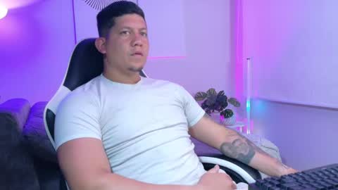 Roberto online show from 04.12.26