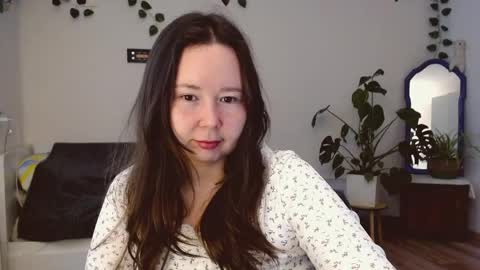 Snapshot of _rosie_cheeks_ chatting on 05.08.26 See you online show from 05.08.26