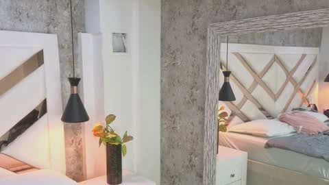 Sara online show from 10.18.25