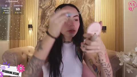 Snapshot of _sabrinaa_1 chatting on 11.16.25 Sabrina online show from 11.16.25