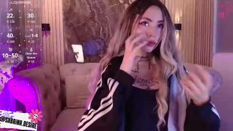 Snapshot of _sabrinaa_1 chatting on 12.14.25 Sabrina online show from 12.14.25