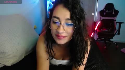 Snapshot of _santalove_ chatting on 12.28.24 SantaLove online show from 12.28.24