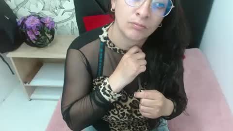 Snapshot of _saraximena_ chatting on 05.01.26 _saraximena_ online show from 05.01.26