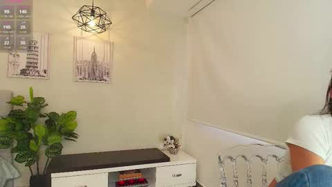 Snapshot of _sassy_girl chatting on 09.25.25 Sassy Girl online show from 09.25.25