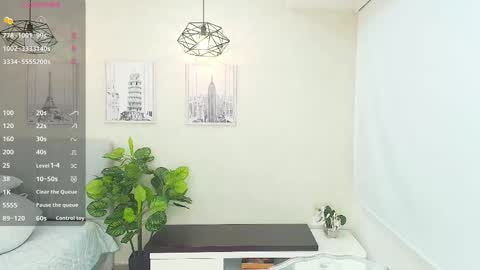 Snapshot of _sassy_girl chatting on 10.01.25 Sassy Girl online show from 10.01.25