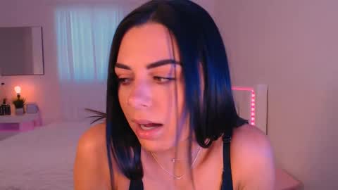 Snapshot of _savazar chatting on 01.12.25 Savazar online show from 01.12.25