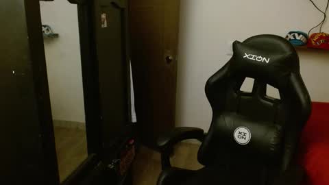 SCHNEIDER online show from 11.19.25